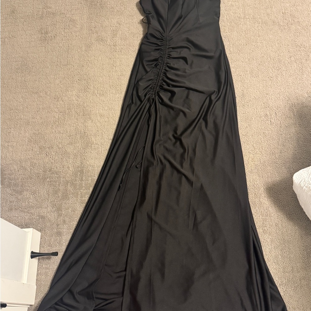 Elegant Black Evening Gown